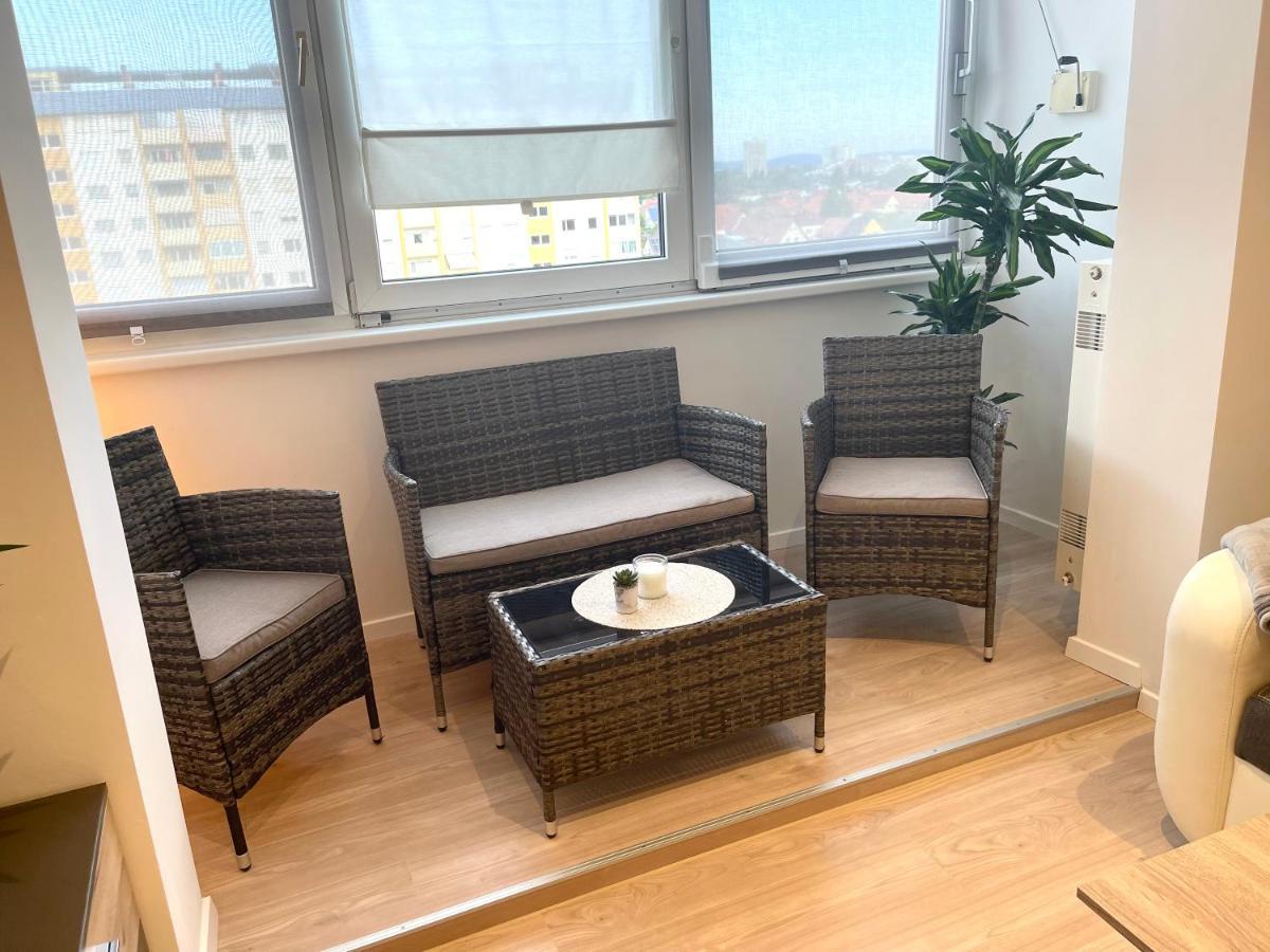 Modern Havanna Appartment Graz Buitenkant foto
